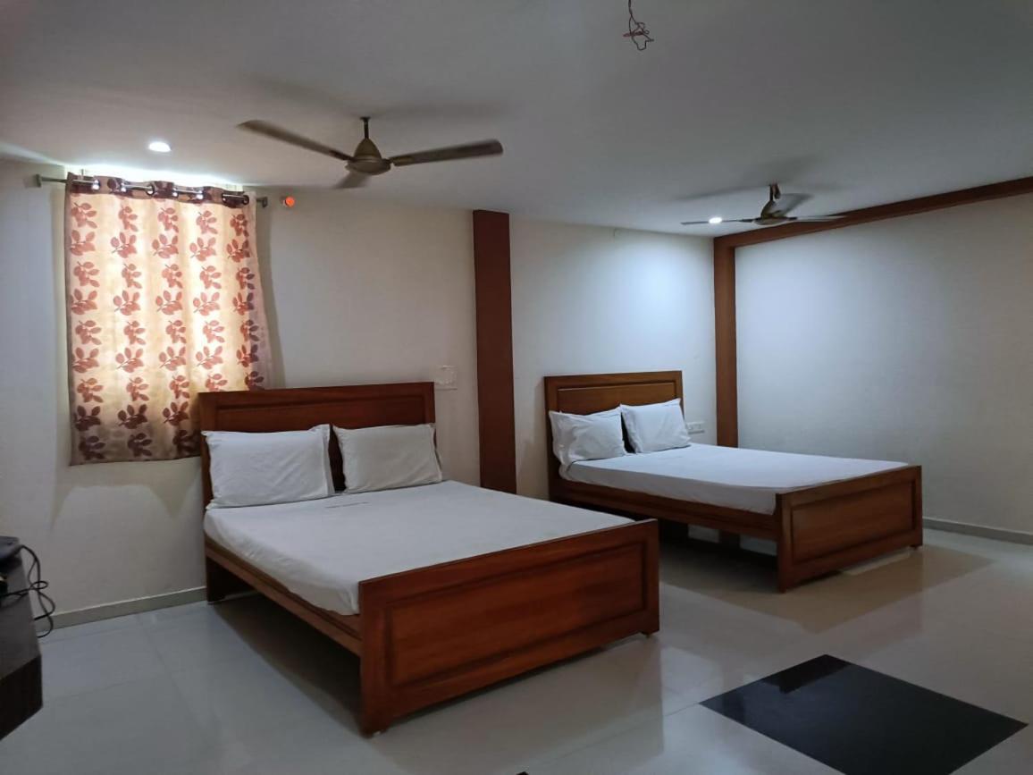 Hotel Duwaraka Рамешварам Экстерьер фото