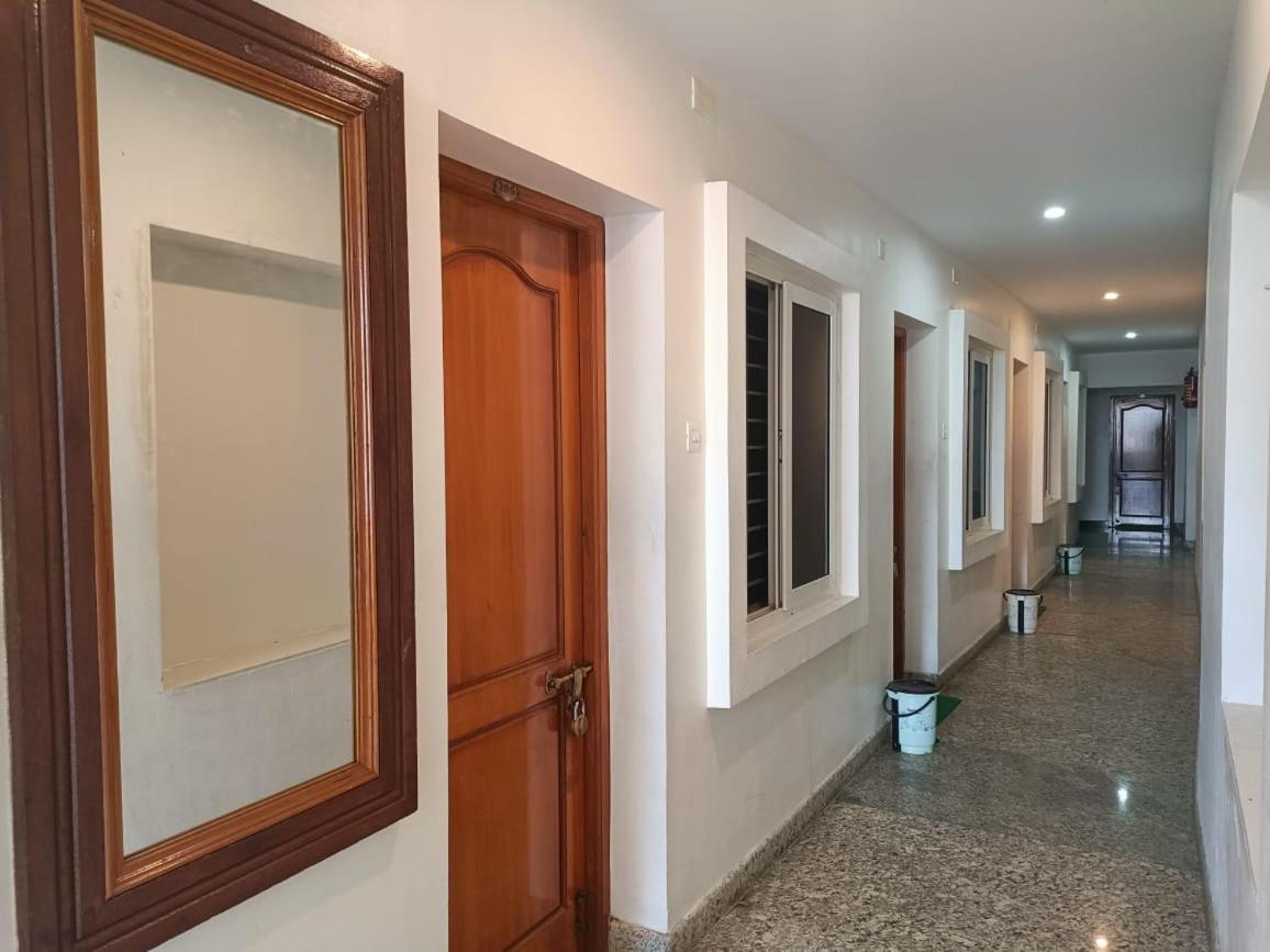 Hotel Duwaraka Рамешварам Экстерьер фото