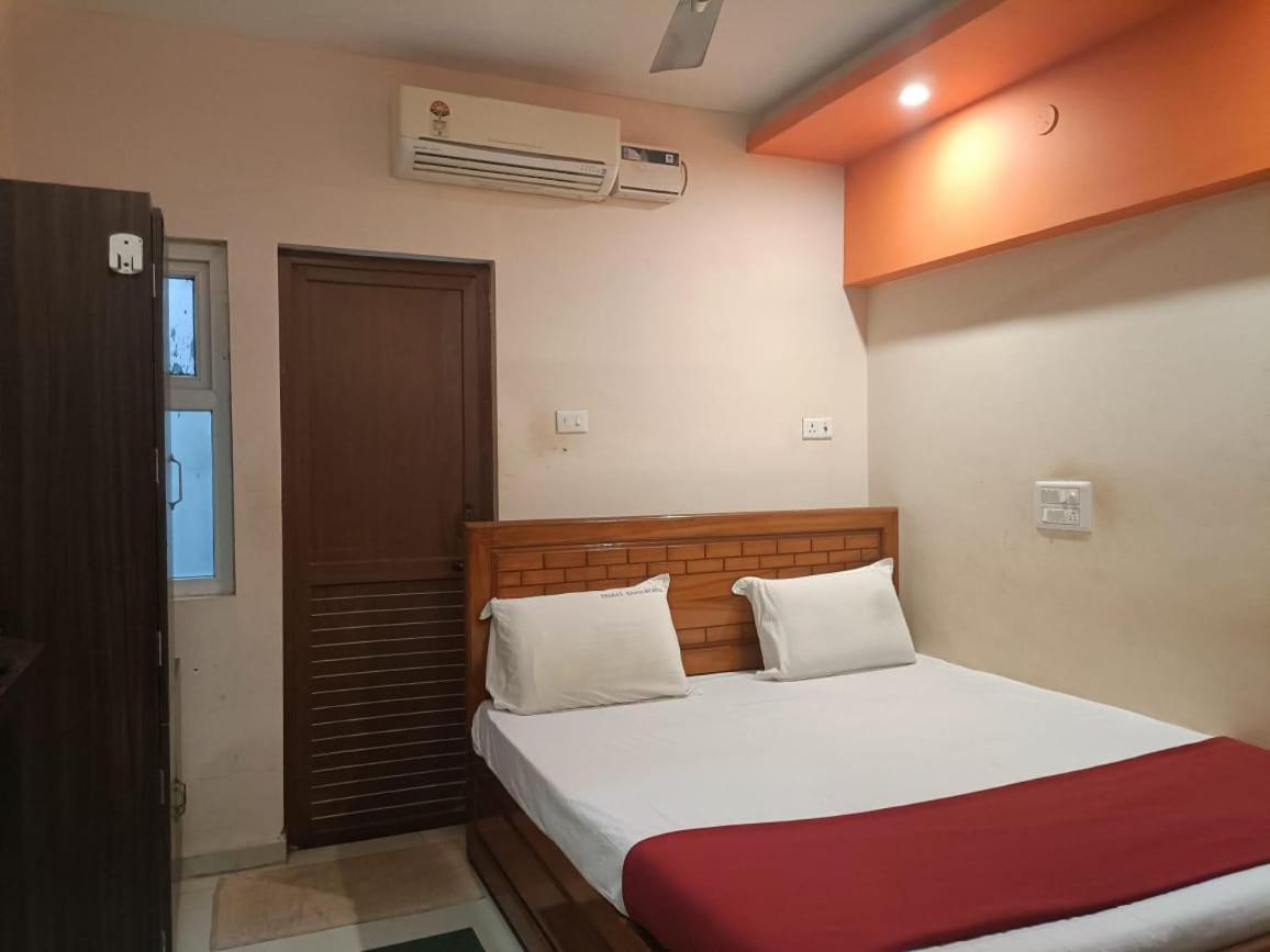 Hotel Duwaraka Рамешварам Экстерьер фото